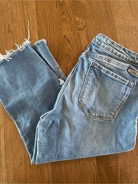 KanCan Light Blue Frayed Hem Ankle Jeans